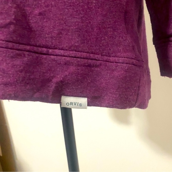Orvis Women Size Medium Cozy Pullover Soft Crewneck Sweatshirt Beautiful Purple - Picture 2 of 10